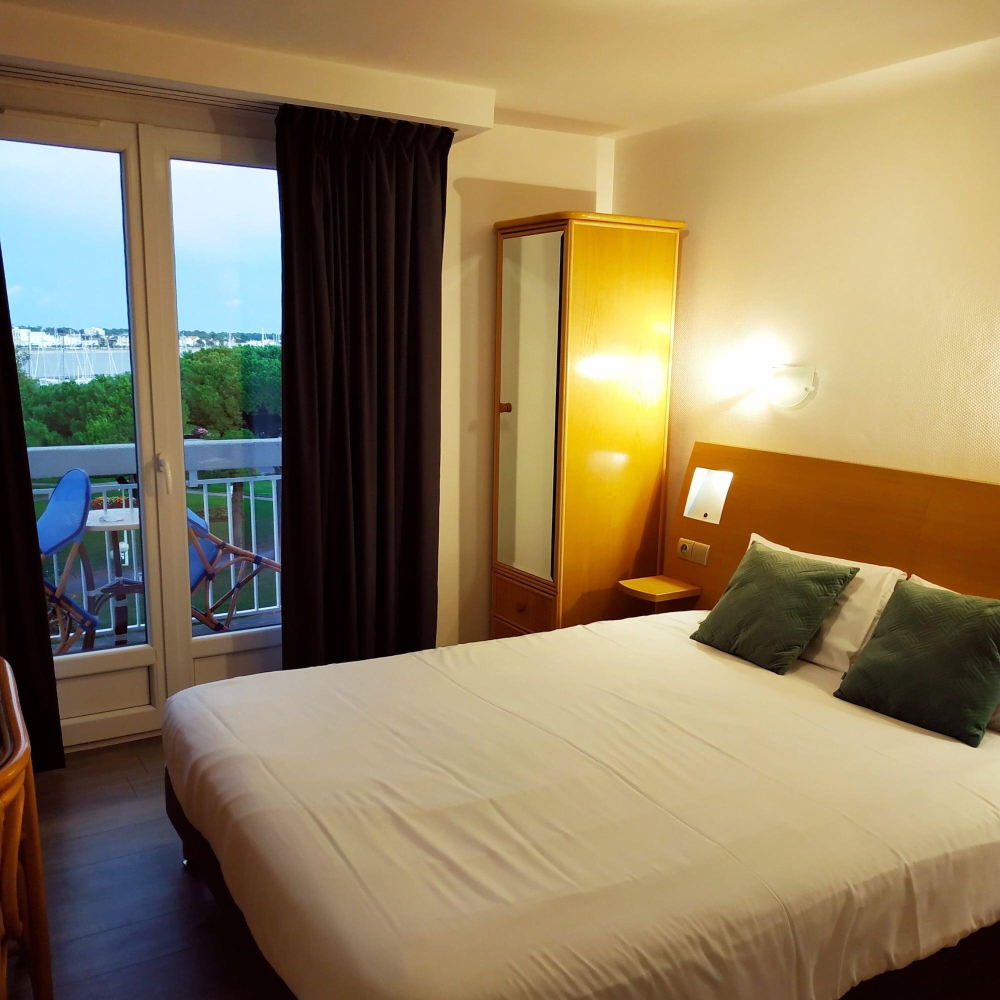 Brit Hotel Hermitage 로양 외부 사진