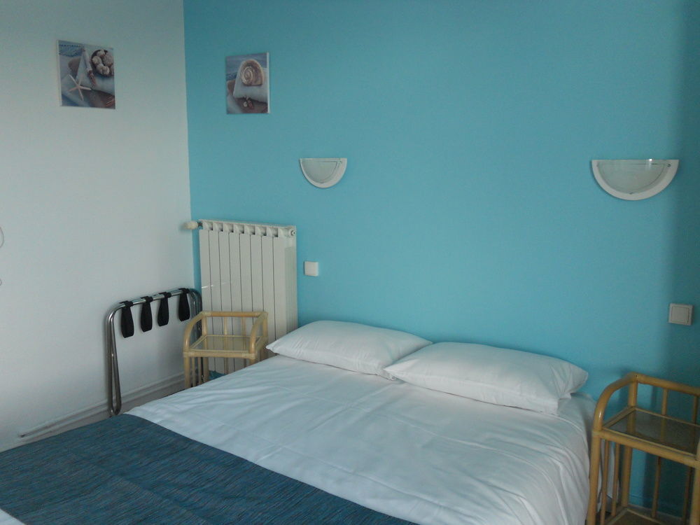 Brit Hotel Hermitage 로양 외부 사진